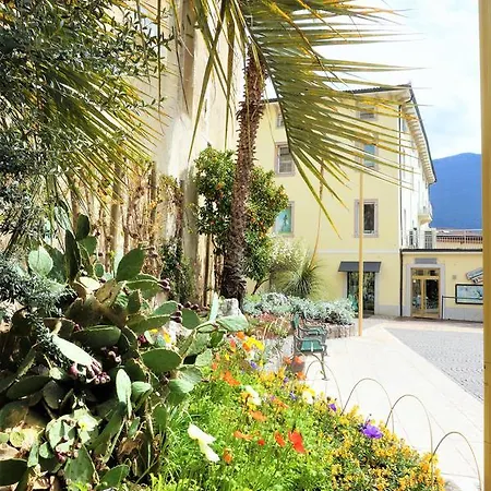 Casa Segantini Apartment
